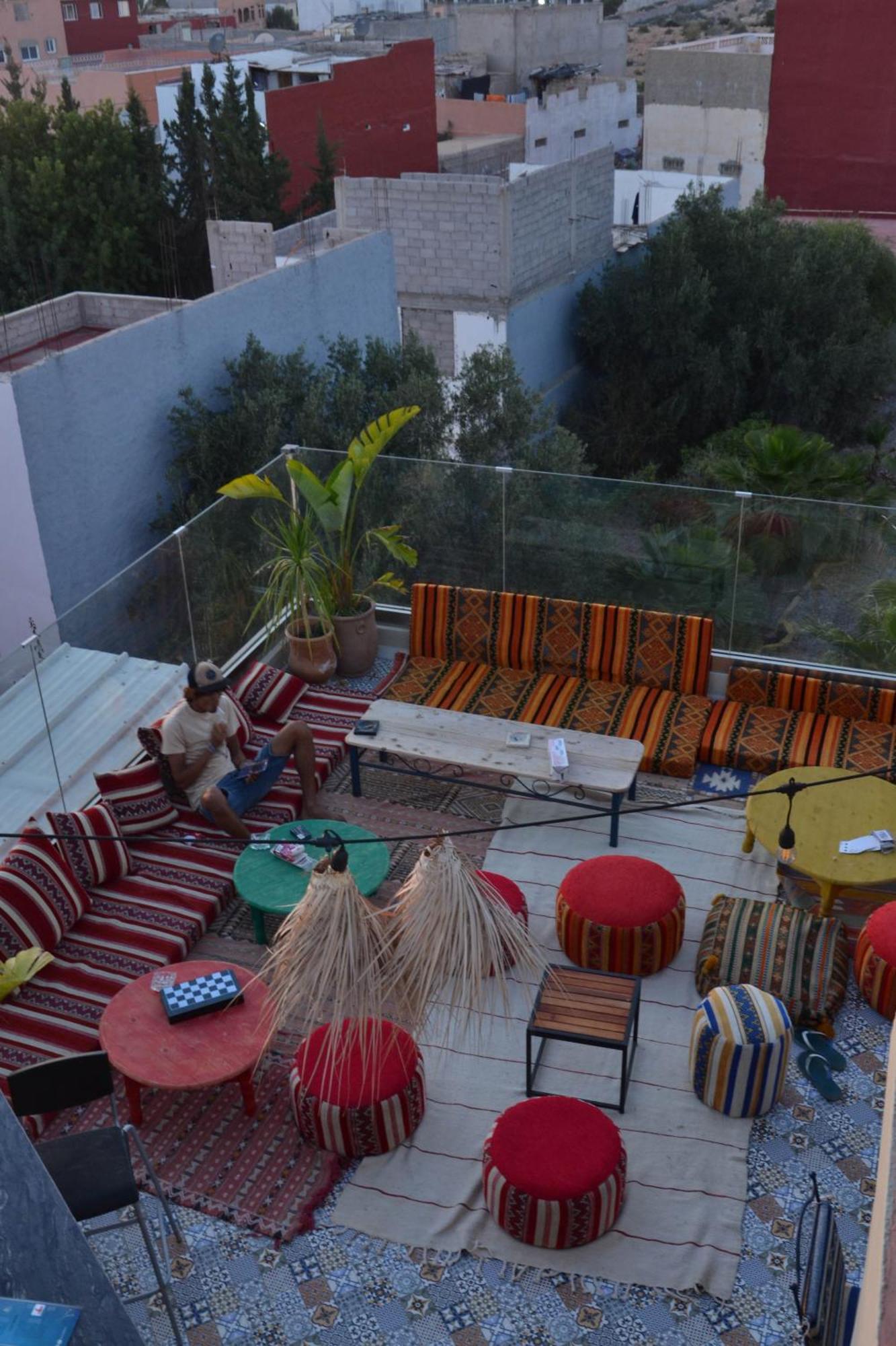 הוסטל Tamraght Playa Del Sol Surf House מראה חיצוני תמונה