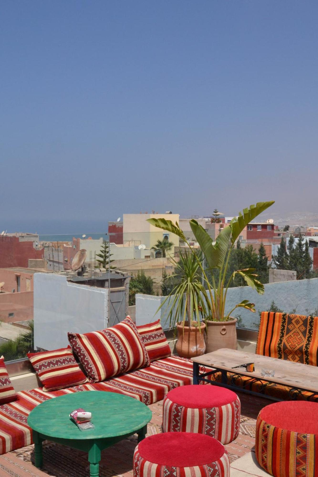 הוסטל Tamraght Playa Del Sol Surf House מראה חיצוני תמונה